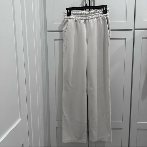 ✅SOLD✅ LuluLemon Softstreme High-Rise Breathable Pant Off White (Bone) US - Picture 8 of 11